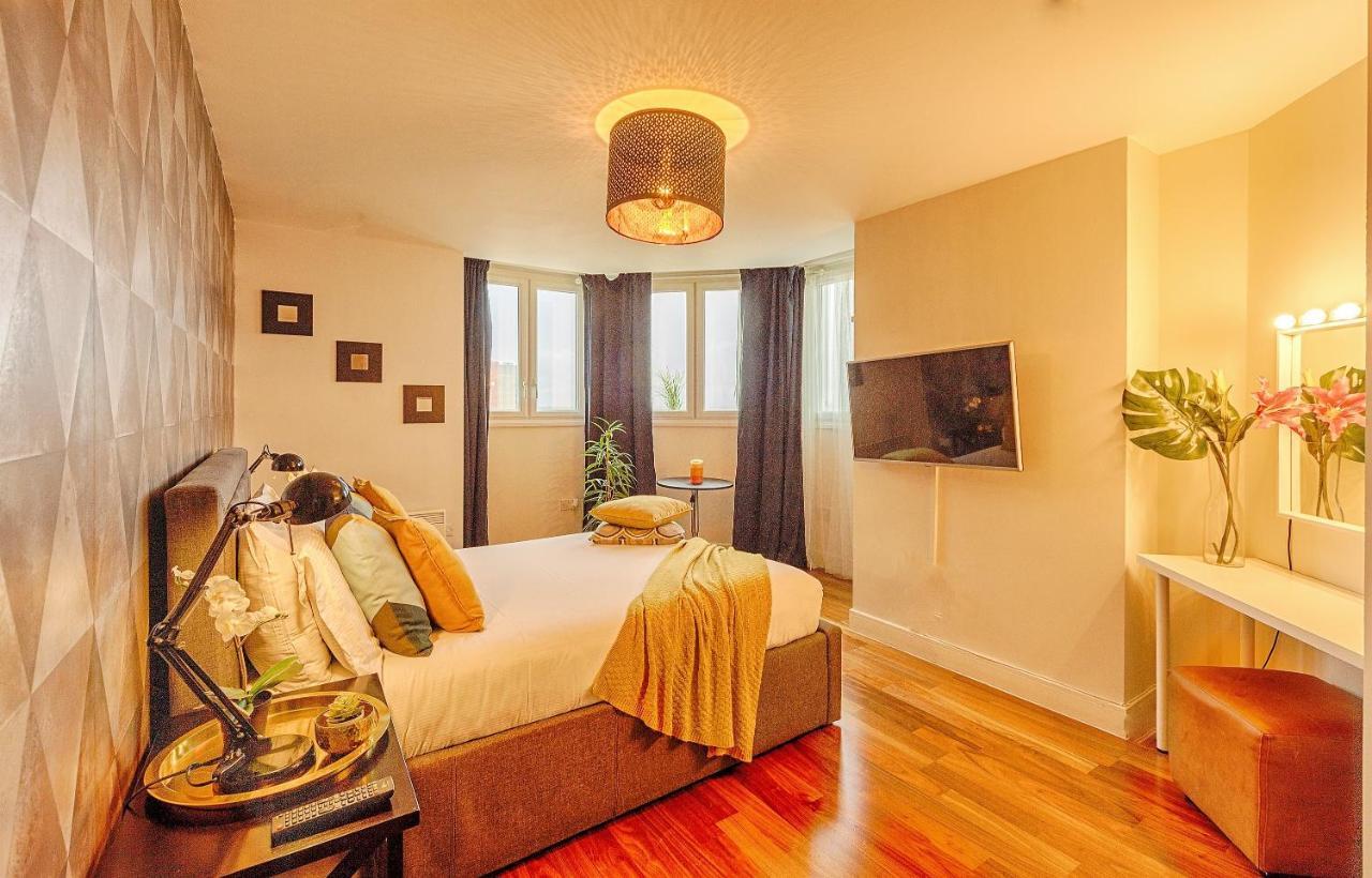 Luxury 9Ine Broad Street Apartments, Beautiful City View, Public Parking, Birmingham Exteriér fotografie